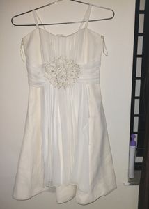 beautiful off-white party wear dress