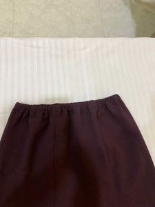 Skirt waist elasticated