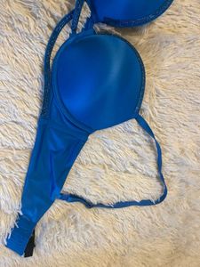 Victoria Secret Very Sexy Push Up Bra 38DDD