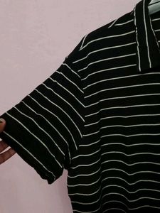 H&amp;M MEN&#39;S CHECK TSHIRT
