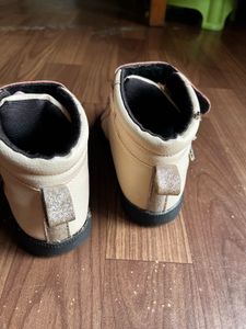 Girl Shoe 6-8age