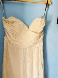 Cream🖤🖤 White Gown 🩶🤍🩵