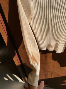 Chic Cream Tie-Front Top