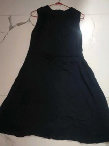 Navy blue sleeveless frok kurti