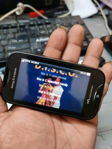 Sony ERICSSON Mix Walkman WT13i