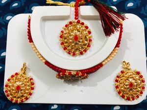 I’m Selling This Beautiful Red Kundan Necklace