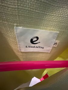 Elegant Cropped Blazer