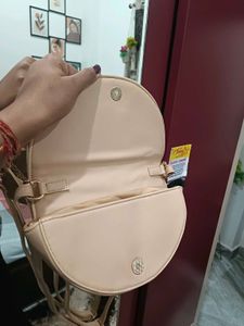 Nude Shoulder Beg Like Cute