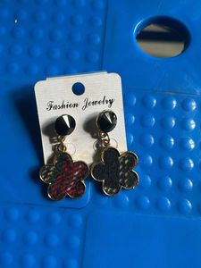 Gold Metal Earring