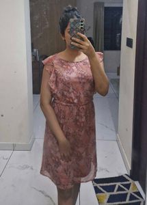 MAX Floral Print Dress With Cinched Waist