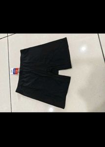 Comfy Shorts black &amp; white