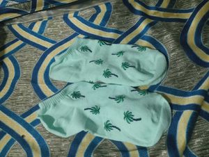 Palm Tree Ankle Socks