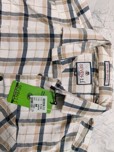 Seven-11 Men&#39;s Plaid Short Sleeve Shirt