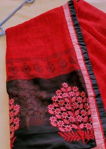 Red &amp; Black Floral Saree