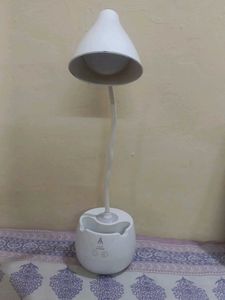 White LED Desk Lamp