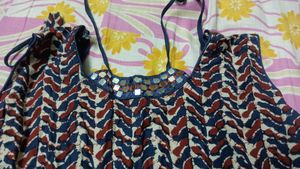 Sleeveless Cotton Kurti