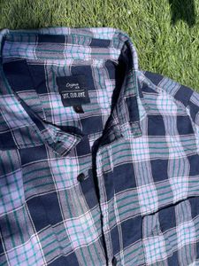 Casual fit checks shirt for women, size small