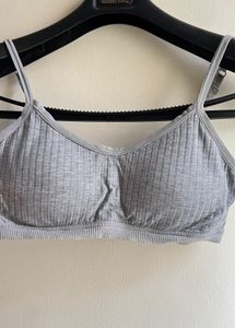 Combo Of 3 T-Shirt Bras + 1 Seamless Multi-Way Bra