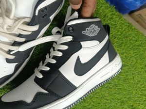 Jordan Shoes Black