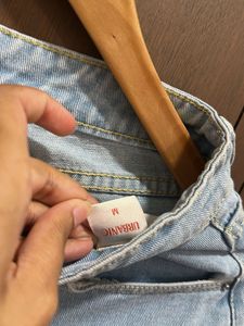 Light Blue Straight Fit Jeans – Size M