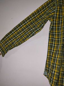 Look  child smarter after wearing this Shirt