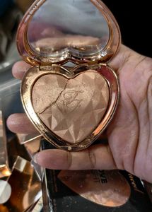 Too Faced Highlighter - Love Light