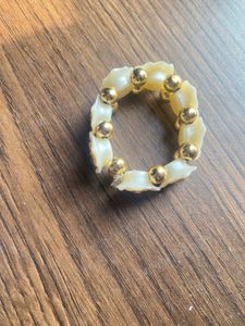 Pinterest Bracelet Of White Flowers