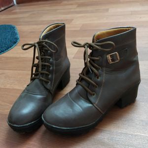 Boots 👢