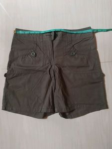 H&amp;M Shorts Fixed Price