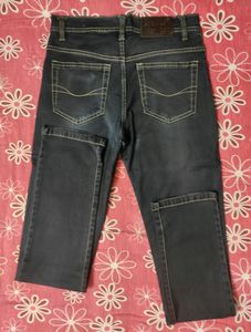 SHA-MAN Jeans Co. || Waist 32 || Stretchable Jeans
