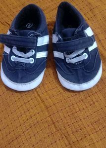 Blue Striped &#39;Fashion&#39; Baby Shoes