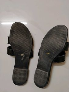 Black Daily Wear Flats