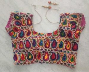 Women's Blouse padded with latkan