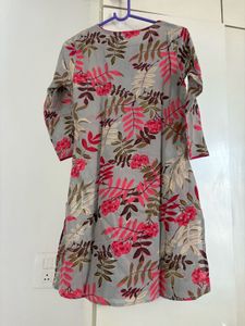 Floral Print Kurti Size S