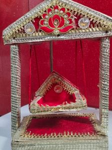 Laddu Gopal Jhulaa