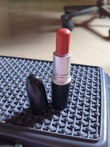 MAC Lipstick So chaud