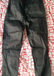 ✨Girls’ Black Slim-Fit Pant–Stylish &amp; Comfortable