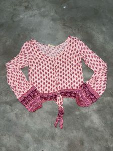 Hollister Pink Floral V-Neck Button-Up Long-Sleeve