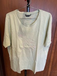 CASUAL WEAR TOP