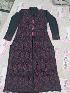 Elegant Embroidered Kurta