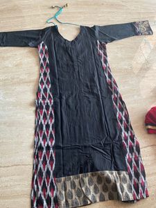 Long Black kurta with red synthetic shawl