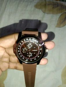 Fashionable Brown Watch