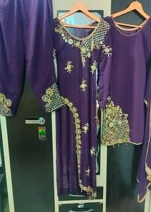 Elegant Purple Embroidered Salwar Suit