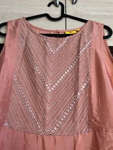 Beautiful Kurti In Size L