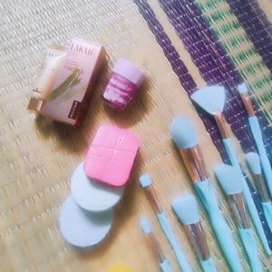 Makeup Brush Set & More Combo
