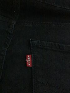 Women&#39;s Jeans