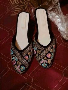 Dulhan-black-hell