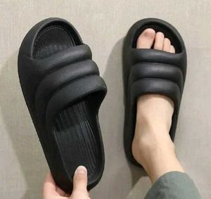 Black Funky Flipflop 🖤
