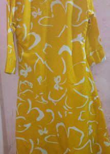 Yellow Printed high low Top