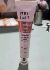 Swiss Beauty Flawless Finish Daily WearLightweight